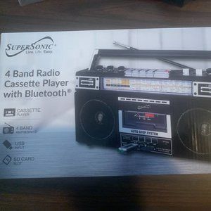 4 Band Radio & Cassette Player + Cassette To Mp3 Converter & Bluetooth